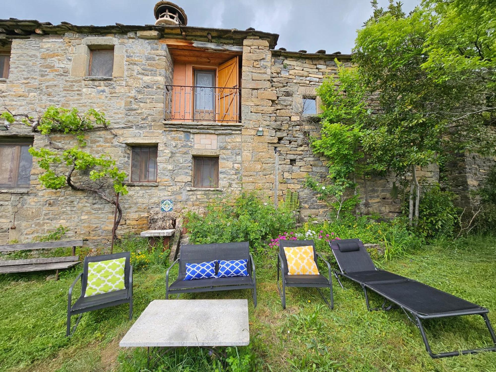 Casa Martin Villa Guaso Exteriör bild